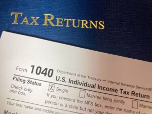 How do ETFs Pay Dividends to Investors?